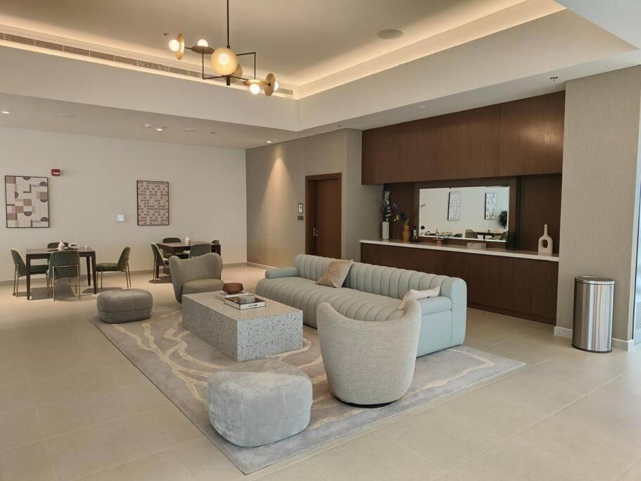 Burj View - 10 Minutes Walk Dream Lux Designer 3Bd Villa Dubai Exterior photo